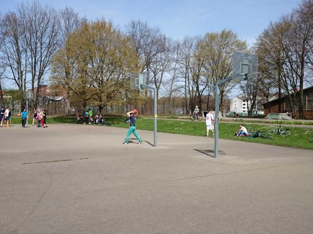 Profile of the basketball court Park an der Brudermühl, Munich, Germany