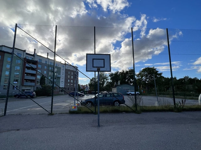 Profile of the basketball court Frysskolan, Uppsala, Sweden