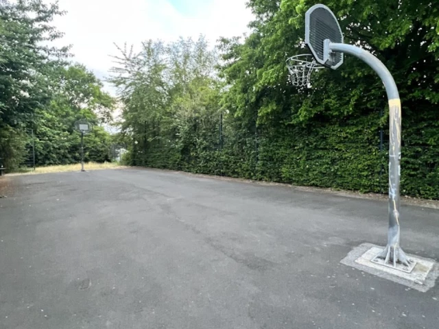 Profile of the basketball court Ellenbacher Straße, Kassel, Germany