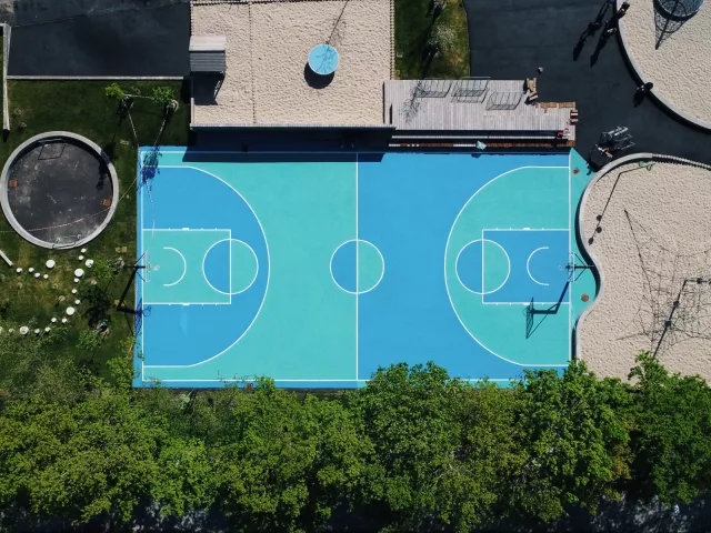 Profile of the basketball court Tjørnegårdskolen, Roskilde, Denmark