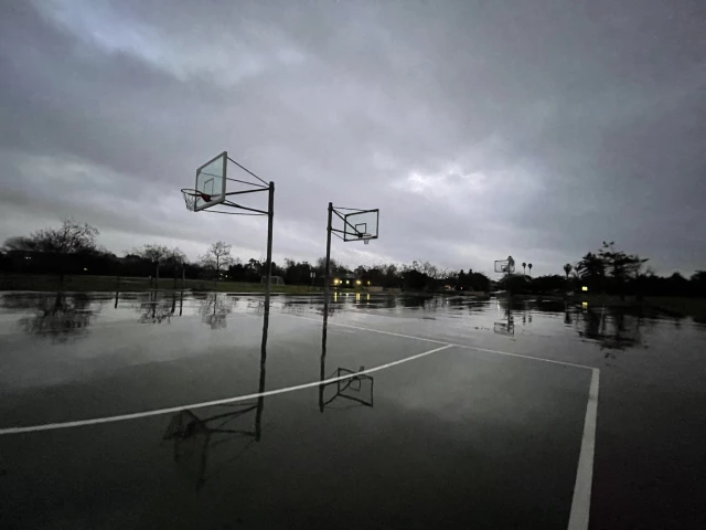 Profile of the basketball court Girsh Park, Goleta, CA, United States