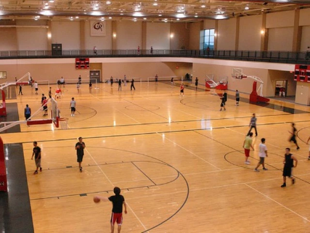 Profile of the basketball court University of Houston Campus Recreation Center, Houston, TX, United States