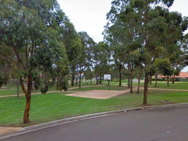 Profile of the basketball court Blue Hills Park - Half Court, Glenmore Park, Australia