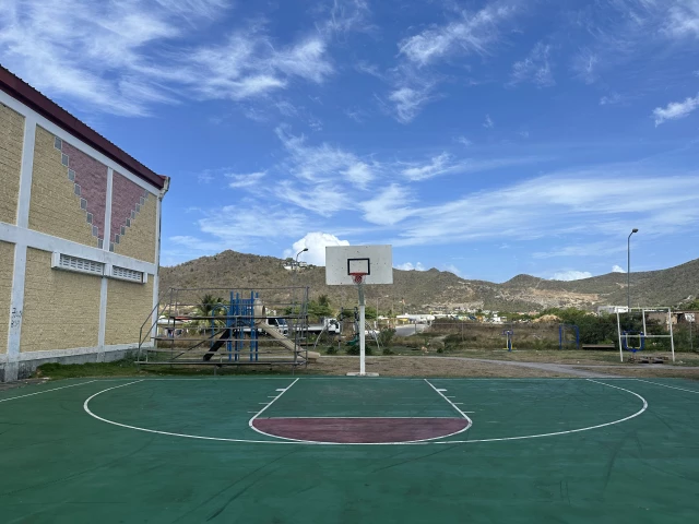 Profile of the basketball court Melford Hazel Sports Complex, Philipsburg, Sint Maarten
