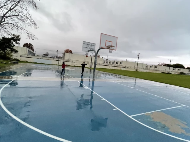 Profile of the basketball court Estero Park, Goleta, CA, United States
