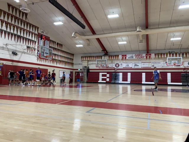 Profile of the basketball court San Rafael High School, San Rafael, CA, United States