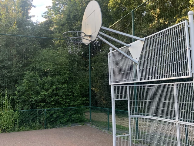 Profile of the basketball court Lebron Flames Court, Wezembeek-Oppem, Belgium