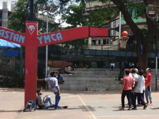 Profile of the basketball court Mastan YMCA, Mumbai, India
