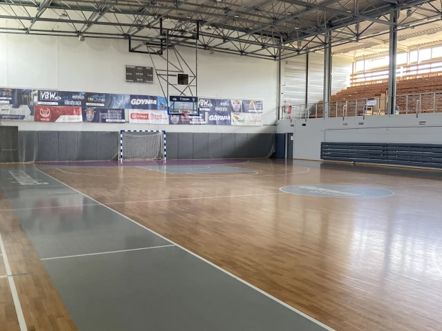 Profile of the basketball court Hala Gier Gdynskiego Centrum Sportu, Gdynia, Poland