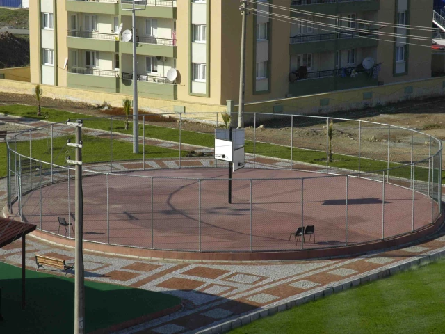 Profile of the basketball court Atatürk Bulvari Round Court, Izmir, Turkey