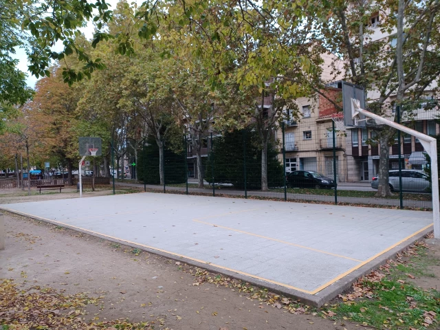 Profile of the basketball court Pista de Basquet, Girona, Spain