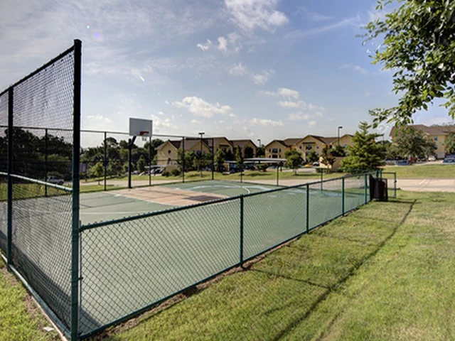 Profile of the basketball court City Parc at Fry Street, Denton, TX, United States