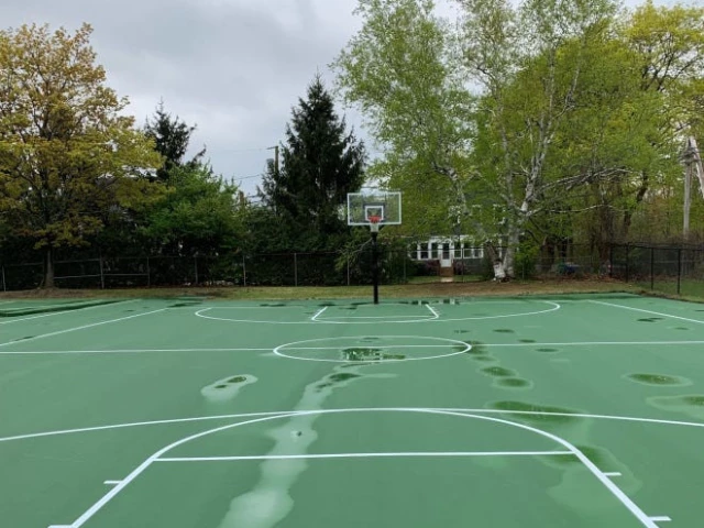 Profile of the basketball court Hanson Pines Court, Rochester, NH, United States
