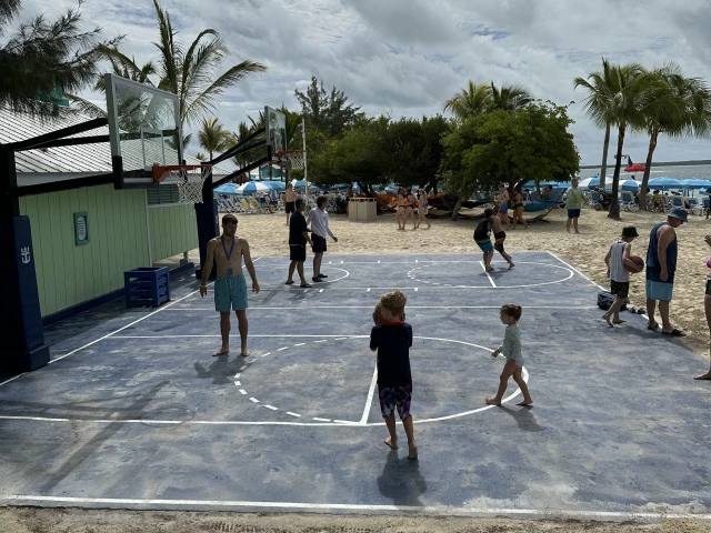 Profile of the basketball court Little Court, Bullock Harbour, Bahamas