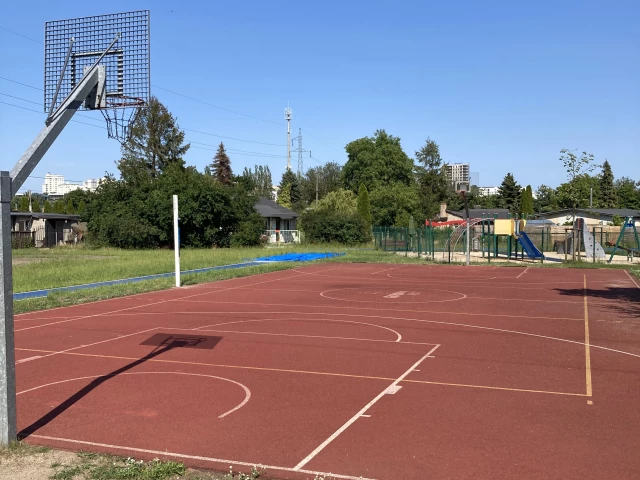Profile of the basketball court Szkoła Podstawowa nr 13, Gdynia, Poland