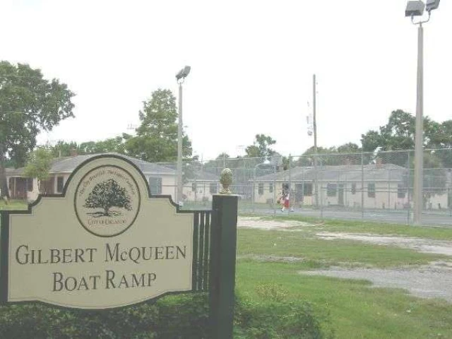 Streetball Courts at McQueens Park