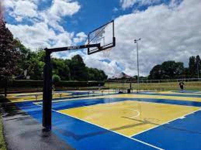 Profile of the basketball court Terrain Lagny, Lagny-sur-Marne, France