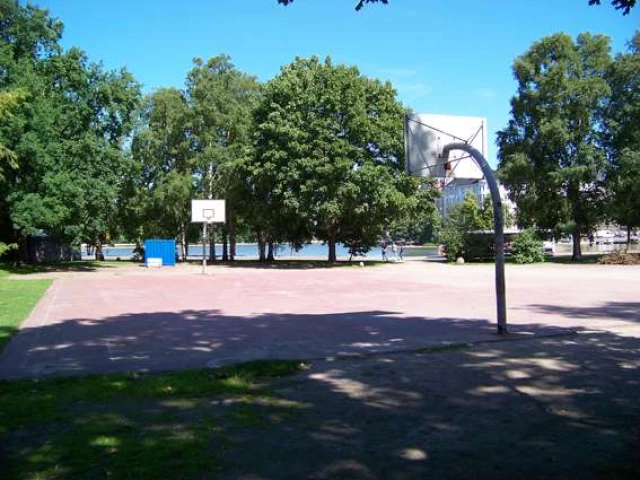 View of Kaisaniemi Court