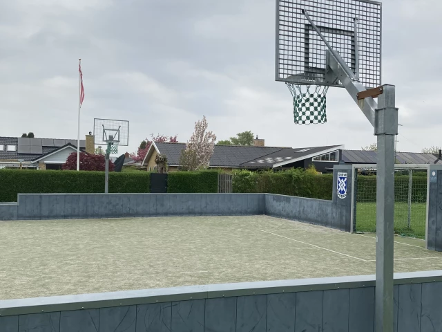 Profile of the basketball court Belsager Playground, Greve, Denmark