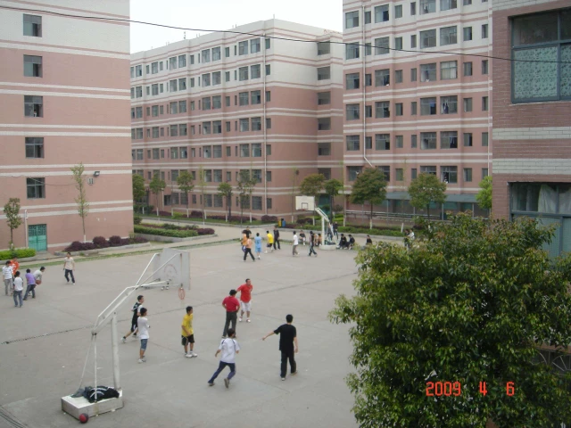 Profile of the basketball court Tai Lake Basketball Courts, Changsha, China