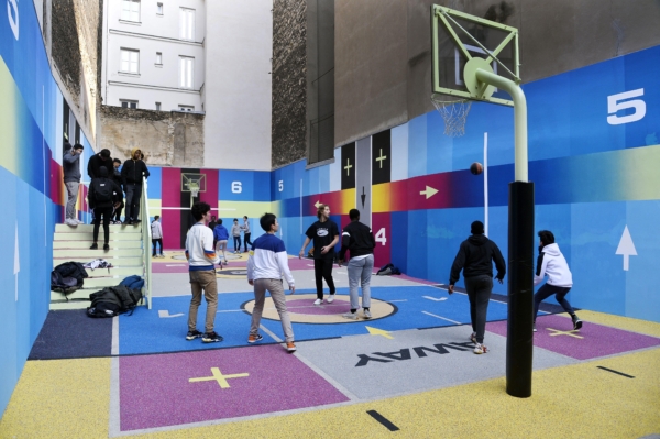 Must Hoop : Pigalle Basketball Court in Paris