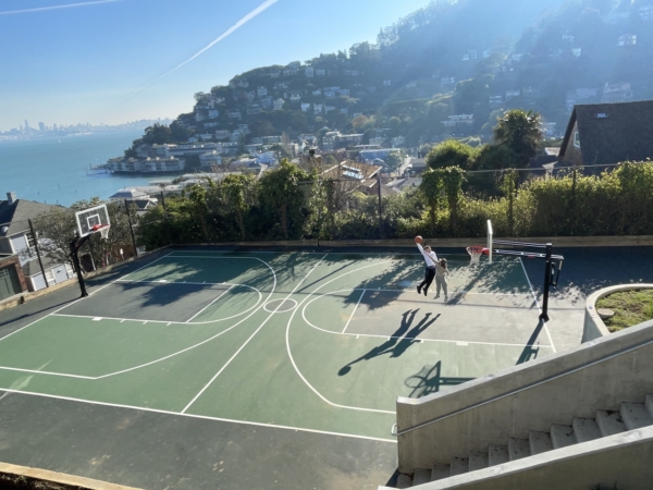 Must Hoop : Southview Park in Sausalito
