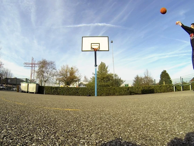 Profile of the basketball court Avenue du Stade, Douvaine, France