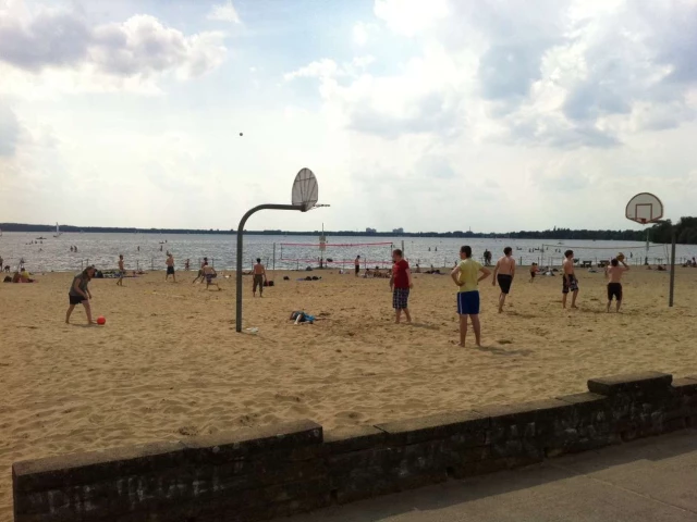 Beachbasketball in Berlin at Lake Müggelsee