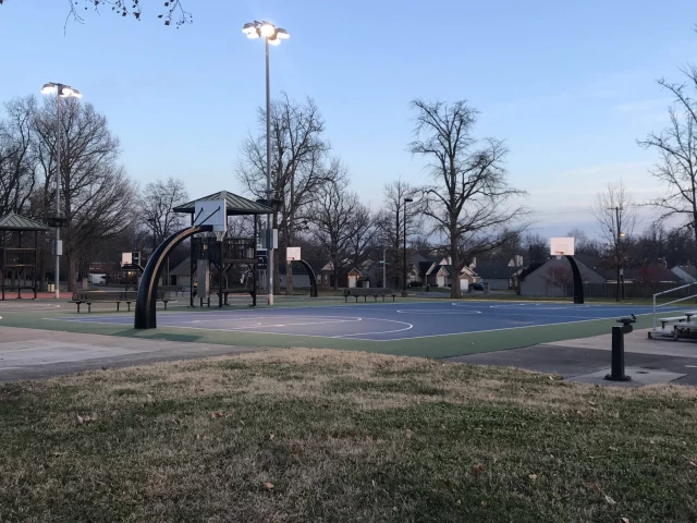 Profile of the basketball court Dirt Bowl, Lexington, KY, United States