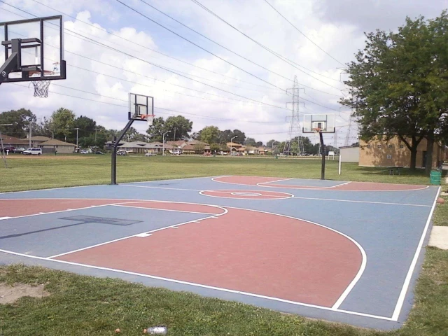 Profile of the basketball court Newcastle Park, Burbank, IL, United States