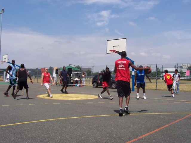 Ballers playing @ Saige Park in France