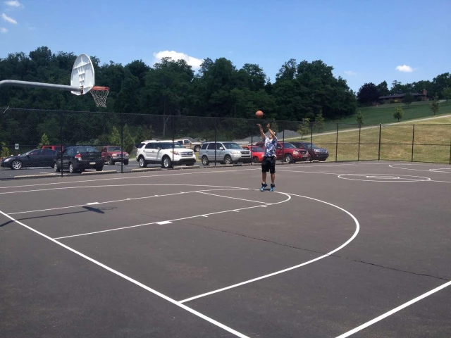 Profile of the basketball court North Strabane Basketball Courts, Canonsburg, PA, United States