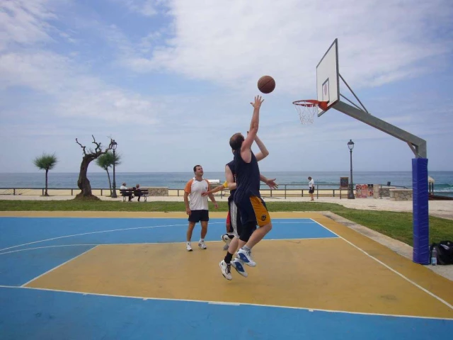 Profile of the basketball court Glos Gringos' Ball Court, Sperlonga, Italy