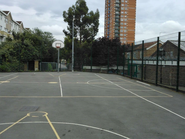 Profile of the basketball court Marlowe Road, London, United Kingdom