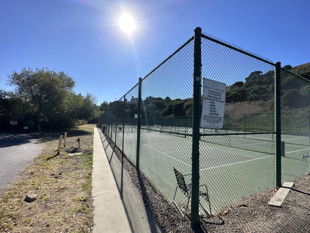 Profile of the basketball court San Luis Bay Inn Courts, San Luis Obispo, CA, United States