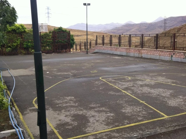 Profile of the basketball court Hakimieh Mini Court, Tehran, Iran