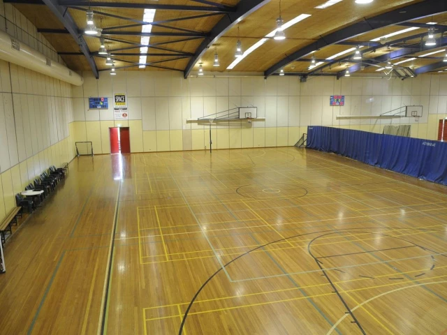 Profile of the basketball court Ashburton Pool & Recreation Centre, Ashburton, Australia