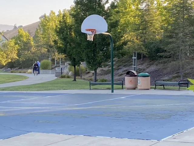 Profile of the basketball court Piccadilly Square Park, San Ramon, CA, United States