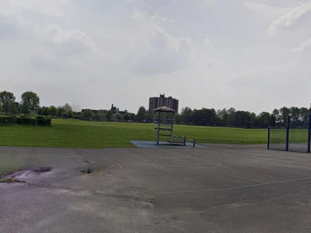 Profile of the basketball court Rectory Park, Northolt, United Kingdom