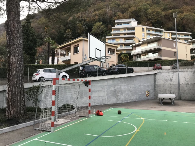 Profile of the basketball court Campetto Scuole Elementari Melide, Melide, Switzerland