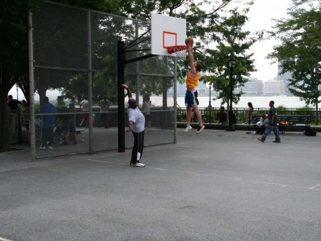 Some guy throwing it down @ Rockefeller Park ...