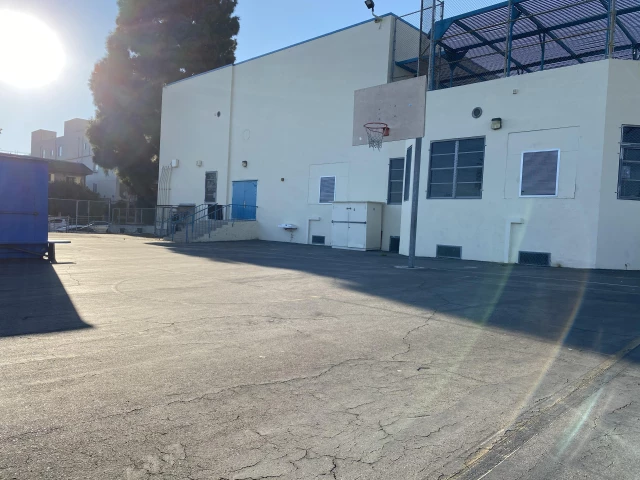 Profile of the basketball court Brockton Avenue Elementary School, Los Angeles, CA, United States