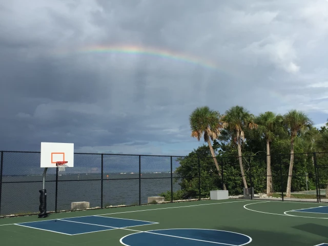 Profile of the basketball court Town of Longboat Key Park, Longboat Key, FL, United States