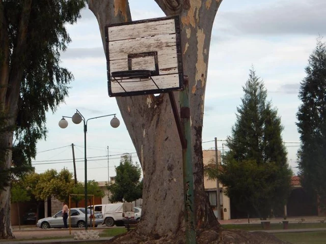 Profile of the basketball court Aro Solitario en Plaza Blanca, Villa Dolores, Argentina