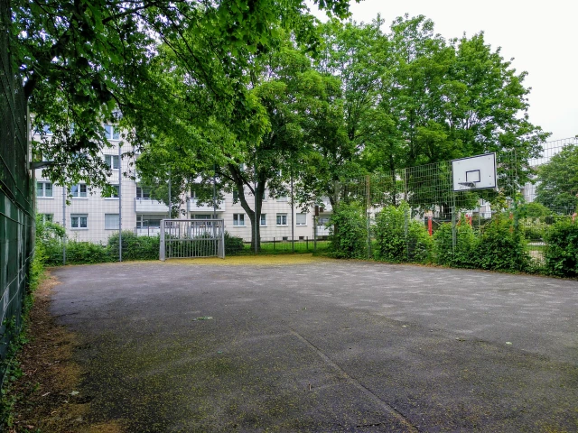 Profile of the basketball court Basketballplatz Ebersdorfer Straße 27, Göttingen, Germany
