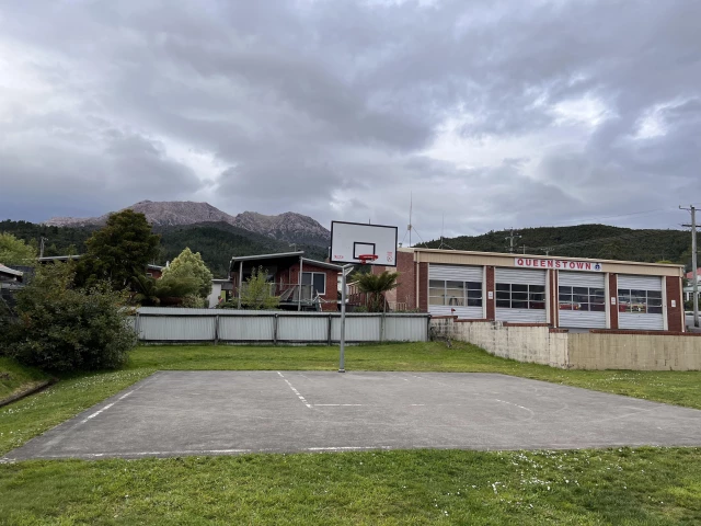 Profile of the basketball court Headley Faulls Park, Queenstown, Australia