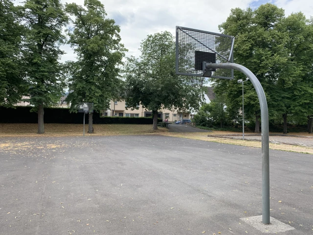 Profile of the basketball court Am Spielplatz Nähe Feuerwehr/Ahr, Bad Neuenahr-Ahrweiler, Germany