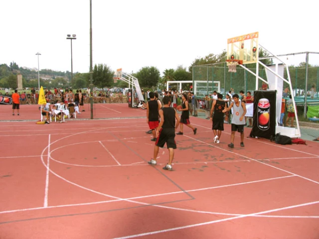 Another shot of the AGGIK streetball tournament.