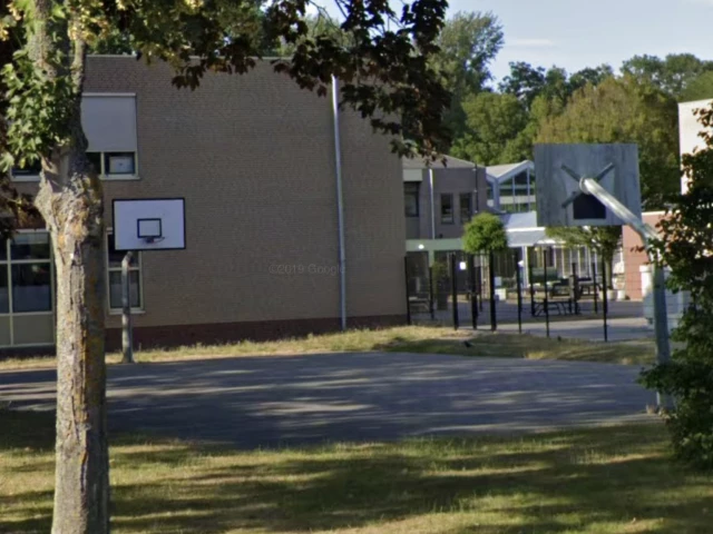 Profile of the basketball court Eerste Groenelaan, Castricum, Netherlands