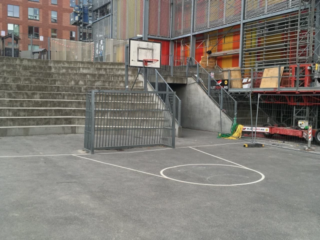 Profile of the basketball court Basketball Bane Støberigade, København, Denmark